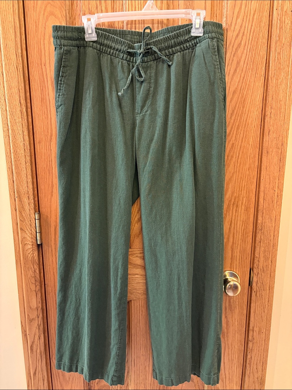 Old Navy Wide-Leg Drawstring Pants in Forest Green